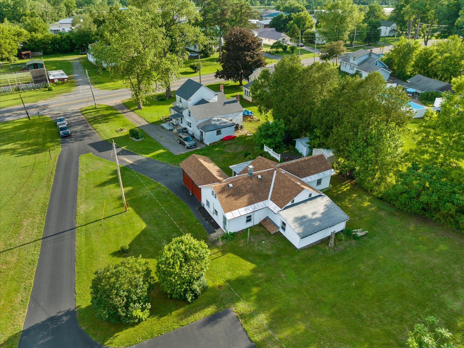 Building Photo - 9453 Maynard Dr