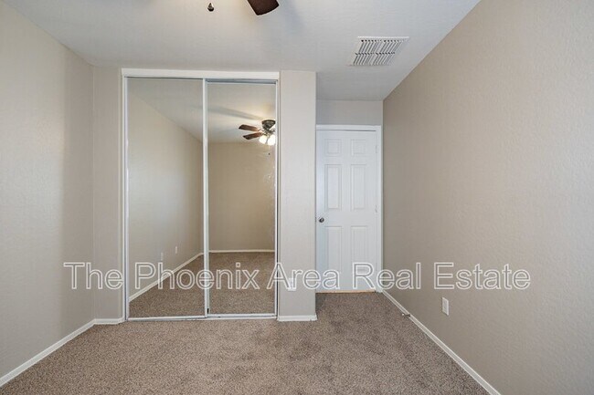 Building Photo - 28214 N Quartz Way