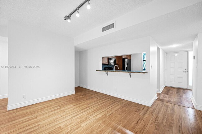 Building Photo - 3150 NW 42nd Ave