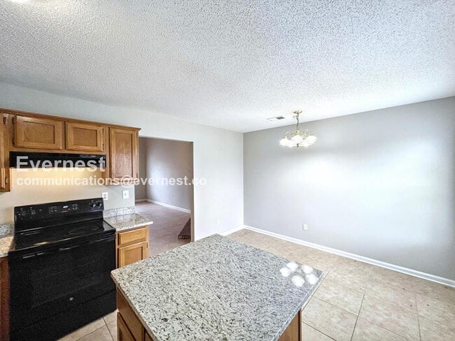 Building Photo - 7036 Foxhall Dr