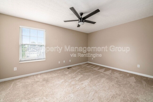 Building Photo - 2940 Wynridge Dr