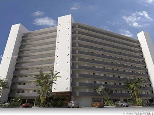 Building Photo - 7904 West Dr