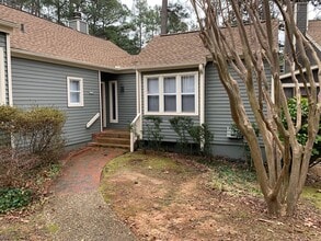 Building Photo - Great condo, GREAT PRICE! APPLY NOW!!