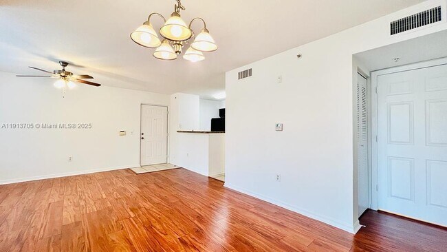 Building Photo - 4115 San Marino Blvd