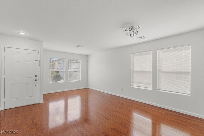 Building Photo - 11135 Alora St