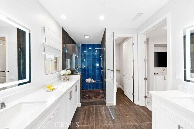 Building Photo - 66 Furlong