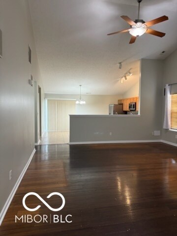 Building Photo - 10450 Lookout Ln
