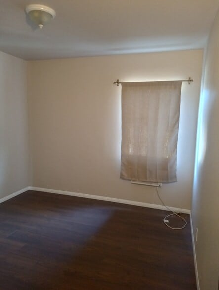 Building Photo - 11617 Archwood St