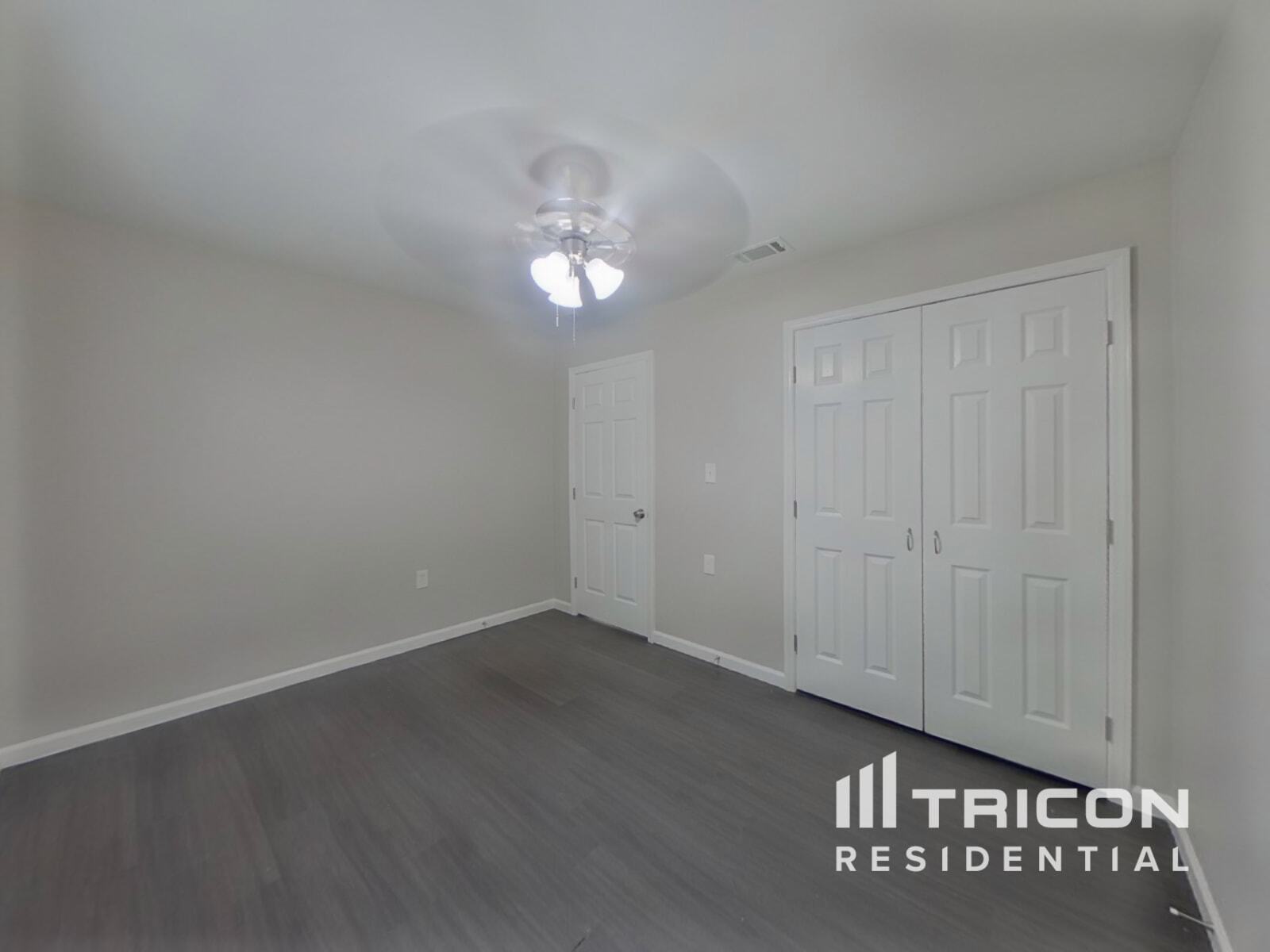 Building Photo - 4223 Dinglewood Ave