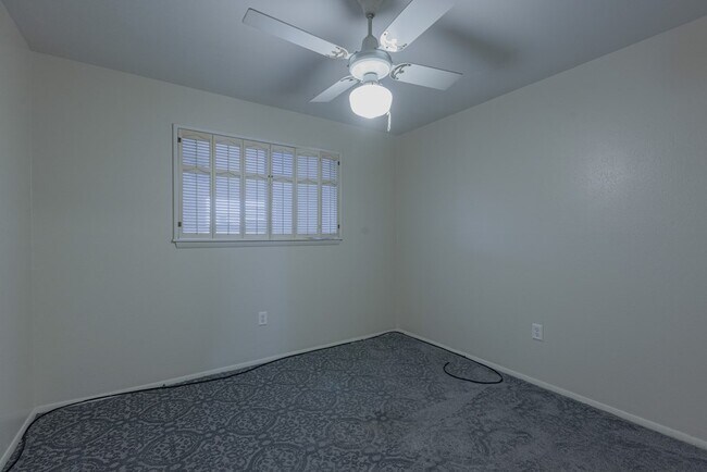 Building Photo - 1317 Westbrook Ave