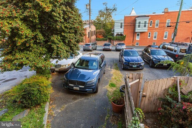 Building Photo - 1007 N Calvert St