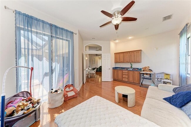 Building Photo - 14325 Sundial Pl