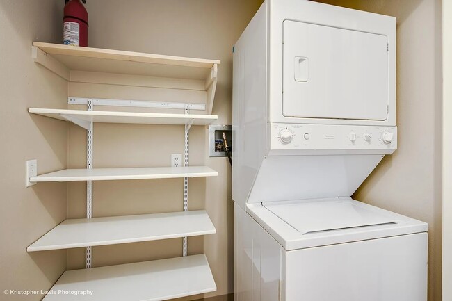 Laundry / storage closet - 1975 Grant St