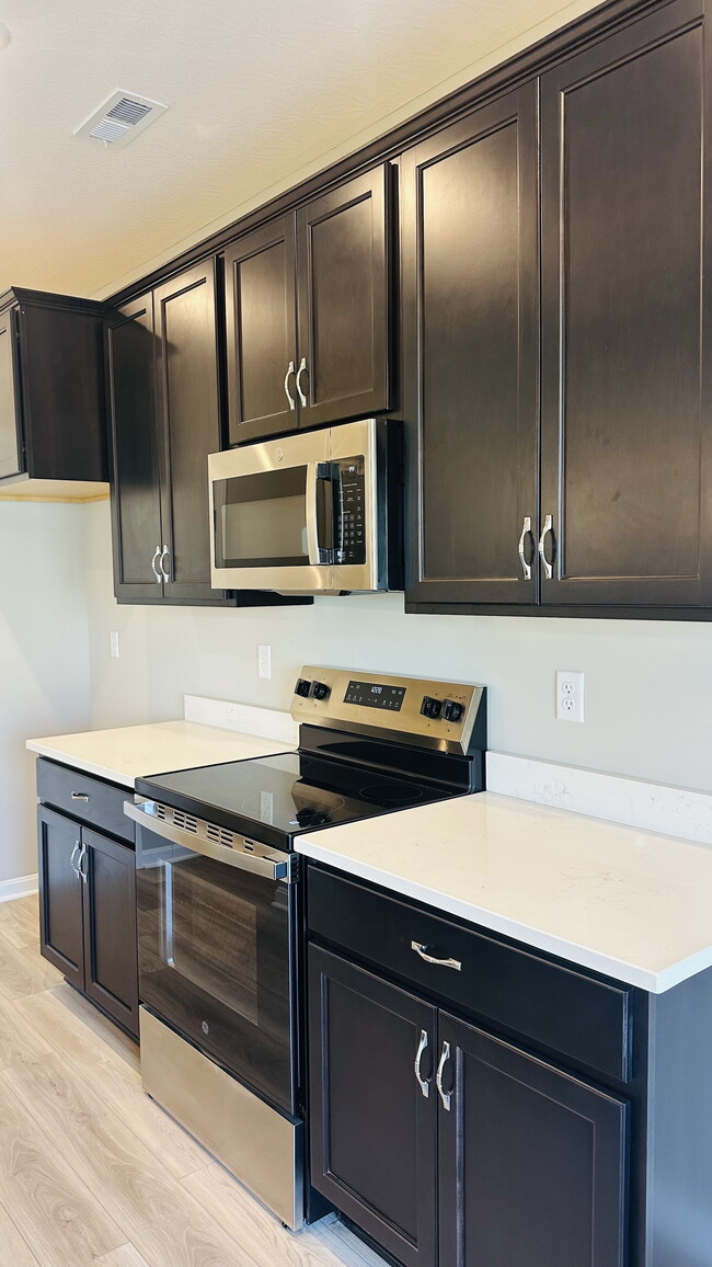 Building Photo - 4336 Motivation Path