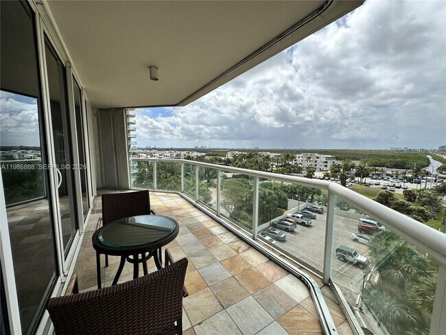 Building Photo - 6051 N Ocean Dr