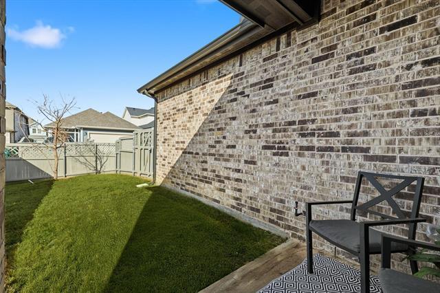 Building Photo - 2320 Stella Ln