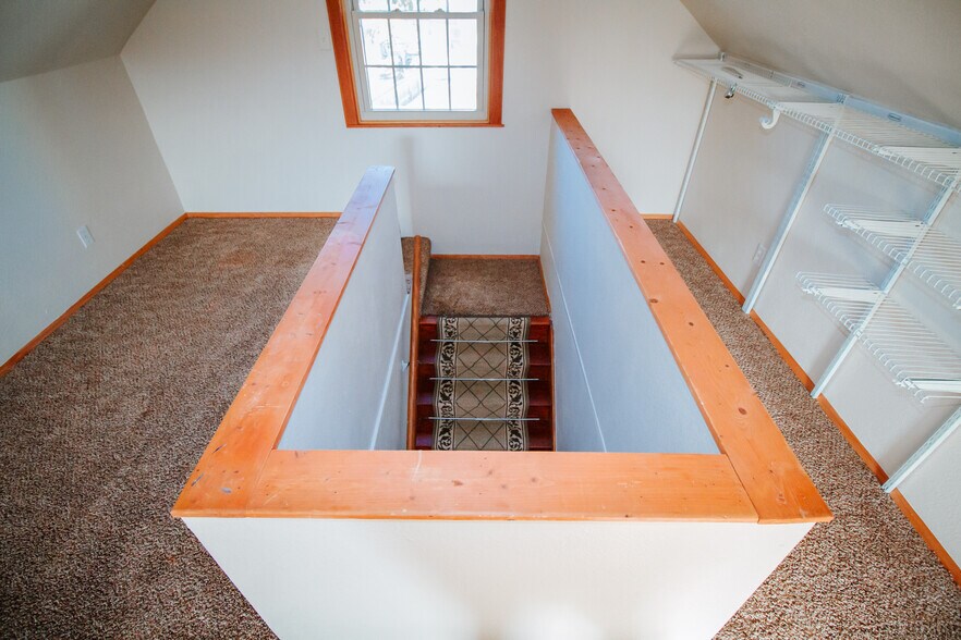 Building Photo - 2303 Mellwood Ave