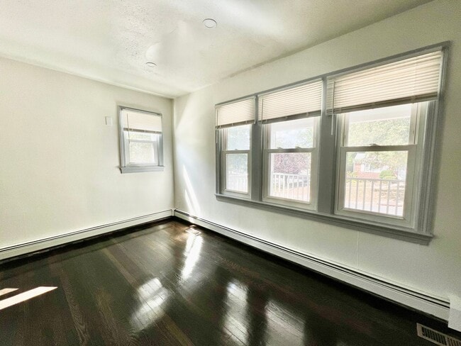 Building Photo - 201 Highland Ave