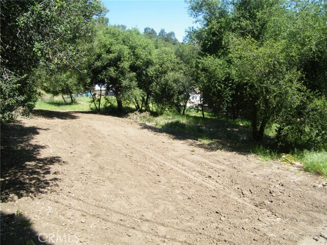 Building Photo - 26210 N Lake Wohlford Rd