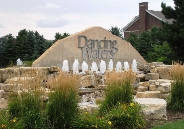 Building Photo - Heated garage! Fabulous 2Bd/2.5Ba + Loft! Woodbury- Available July 1st