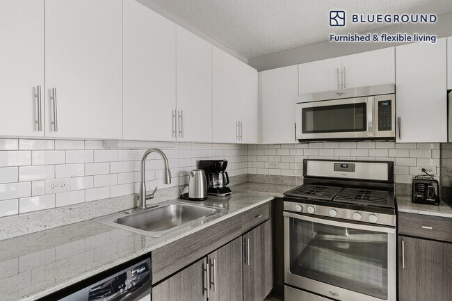 Building Photo - 180 N Jefferson St