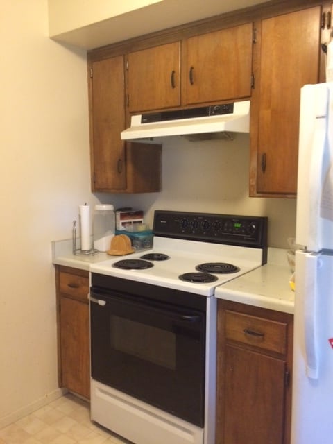 Building Photo - 5566 Tunitas Ave