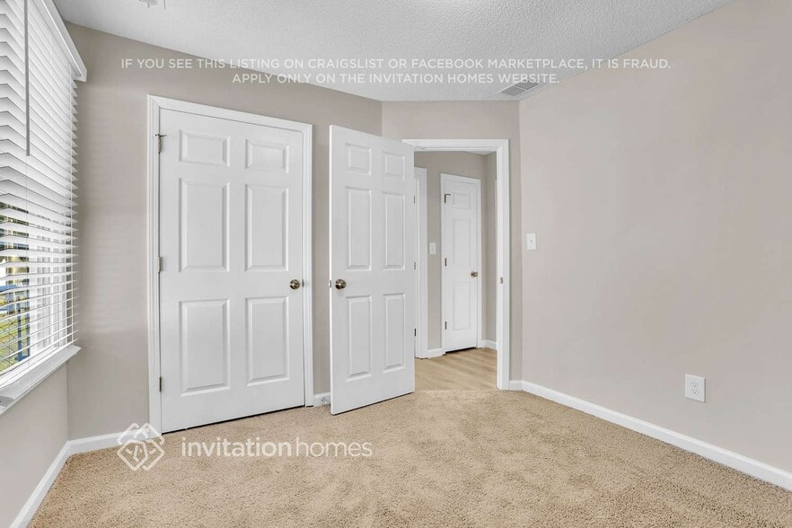 Building Photo - 8605 Garvey Dr