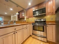 Building Photo - 131 W Merrimack St