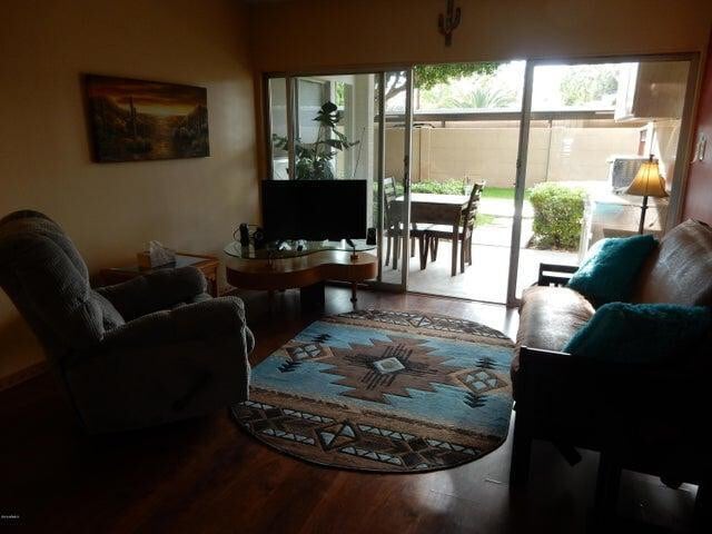 Building Photo - 6125 E Indian School Rd