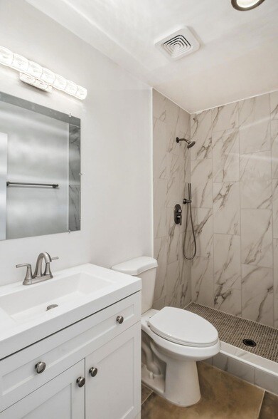 Building Photo - 77912 Michigan Dr