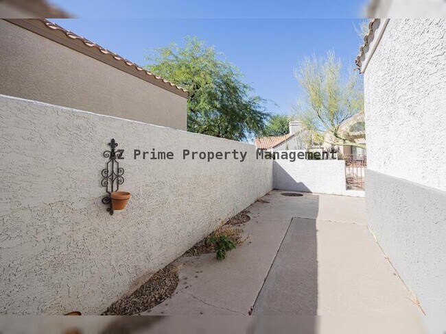 Building Photo - 23750 N 75th Pl