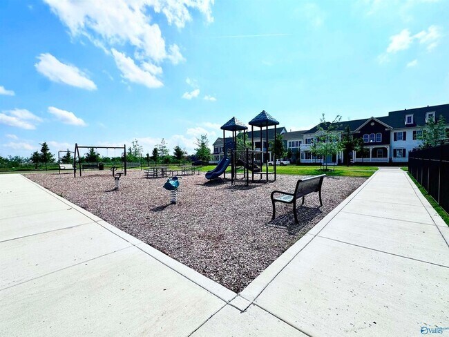 Building Photo - 190 Kearny St