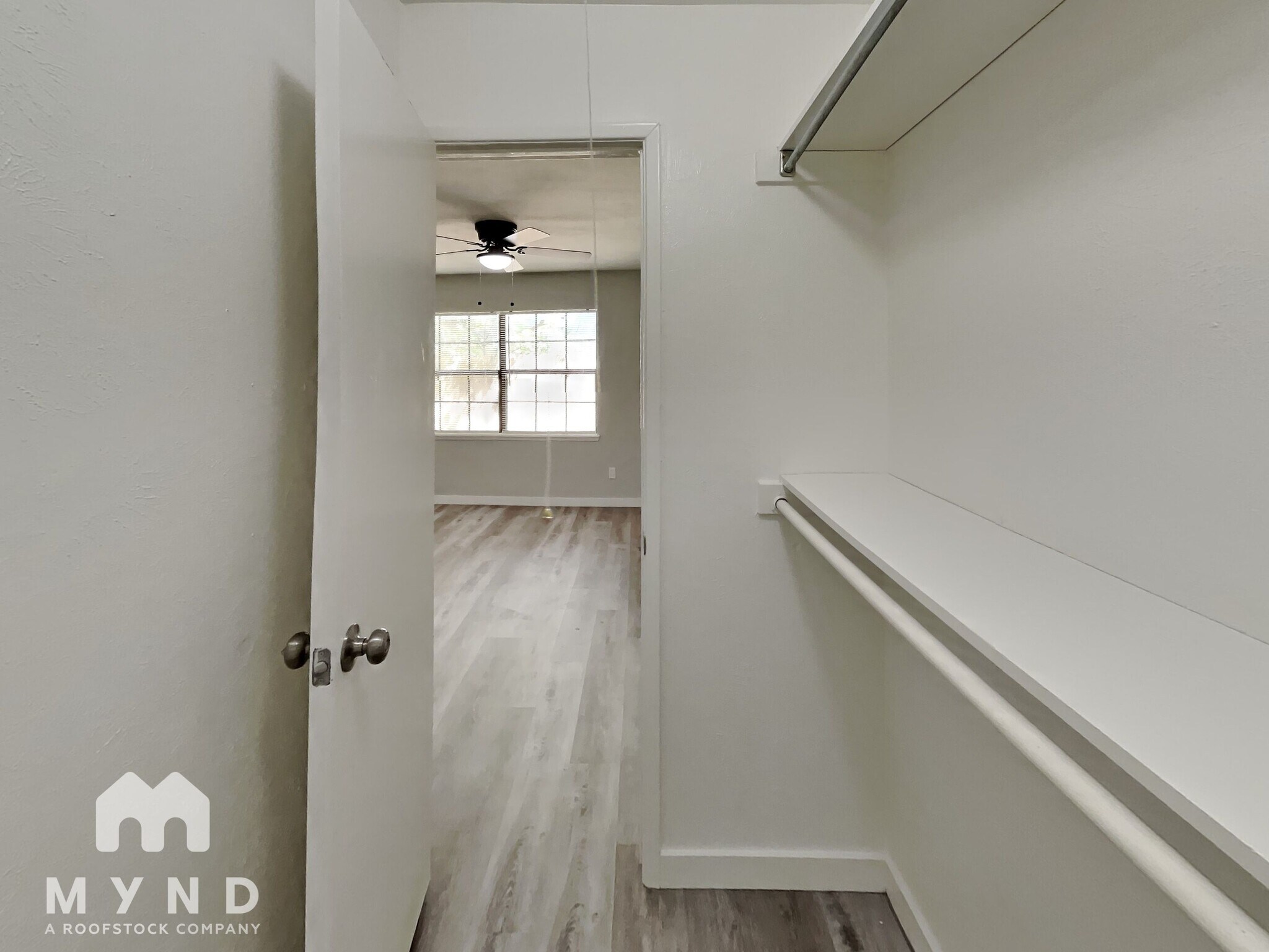 Building Photo - 9447 Culberson St