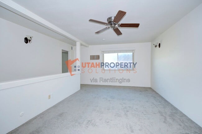 Building Photo - 1180 S Foothill Dr