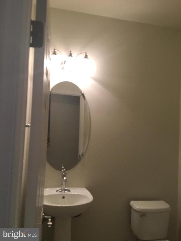 Building Photo - 3061 Waterloo Ln