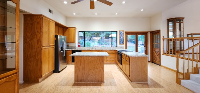 Building Photo - 3556 Mesa Verdes Dr