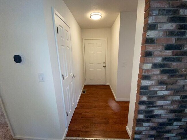 Building Photo - SE Reno Single Story House - Beautiful Pastoral/Mountain Views