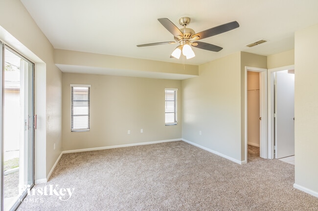 Building Photo - 1371 Maracaibo St