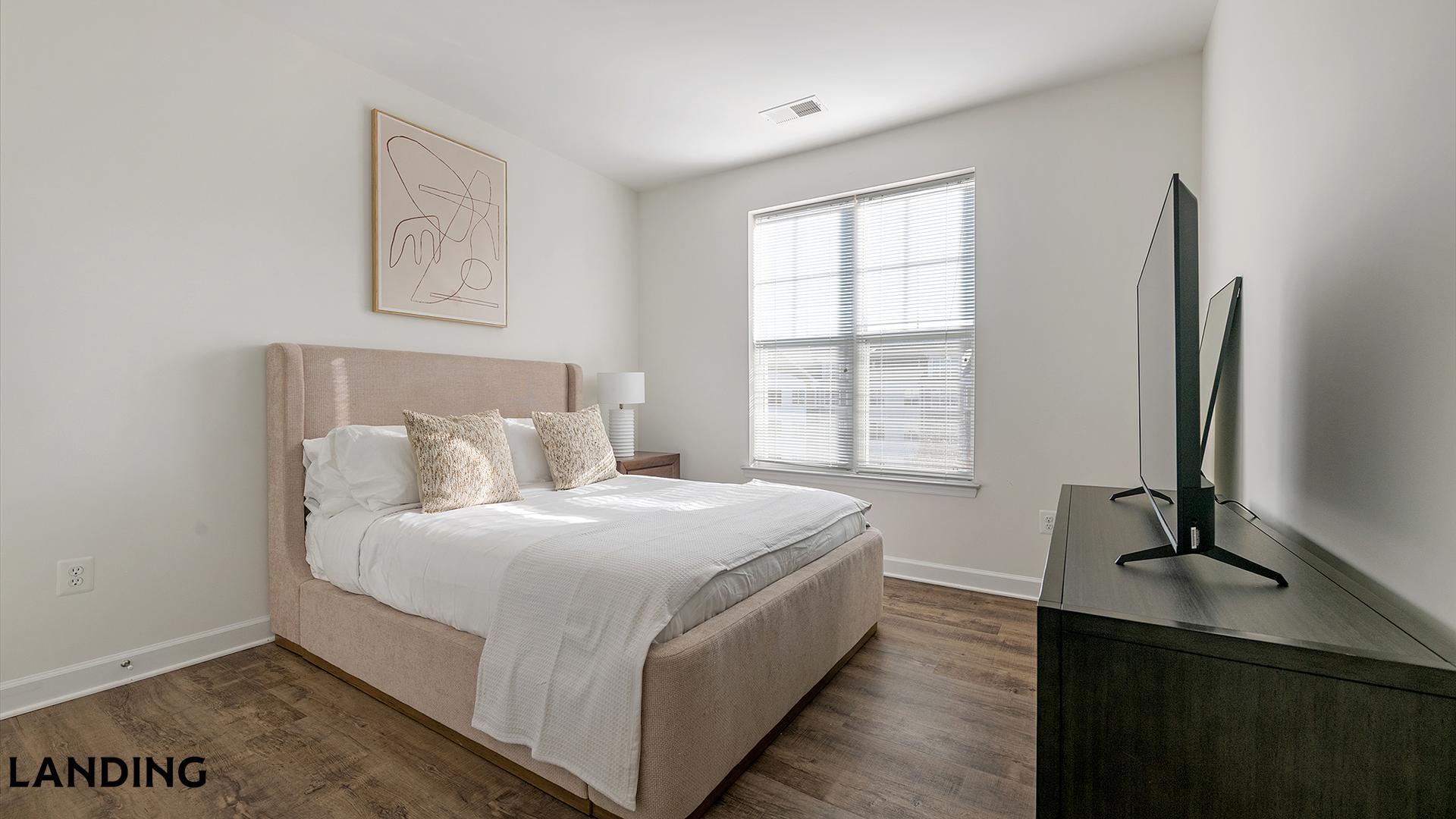 Building Photo - 909 Mansion Dr