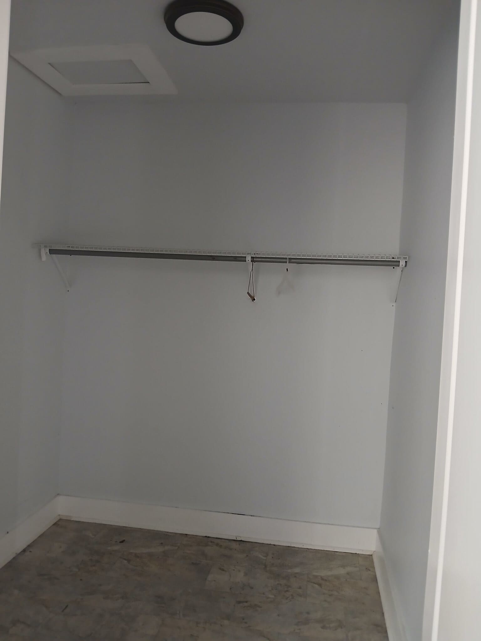 Building Photo - 406 Voorhies St