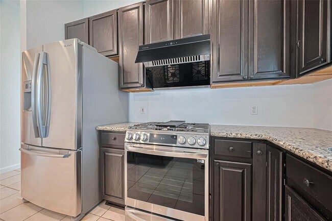 Building Photo - 11042 Sentry Ct