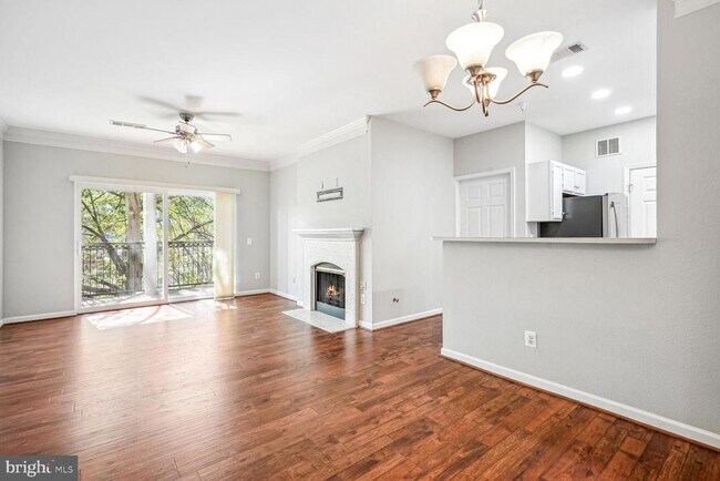 Building Photo - 1601 Spring Gate Dr.