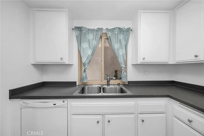 Building Photo - 8777 Coral Springs Ct