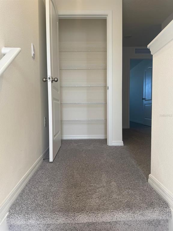 Building Photo - 6594 Leo Ln