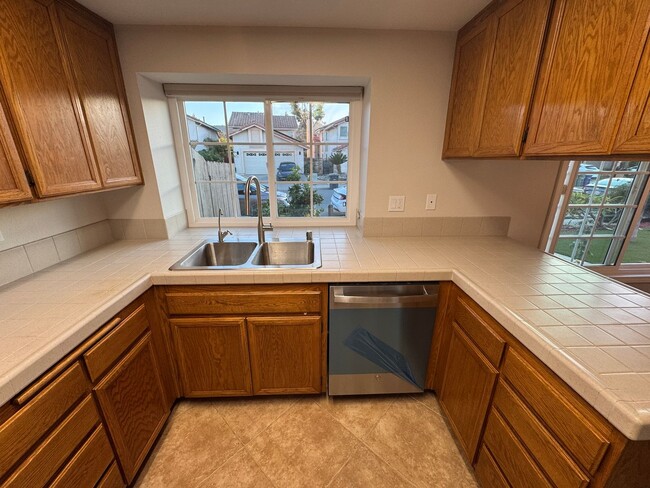 Building Photo - 2 Bedroom Ranch Style Home in RANCHO SAN DIEGO