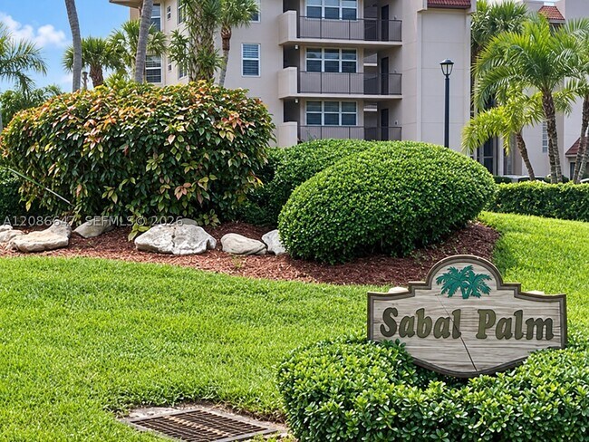 Building Photo - 1811 Sabal Palm Dr