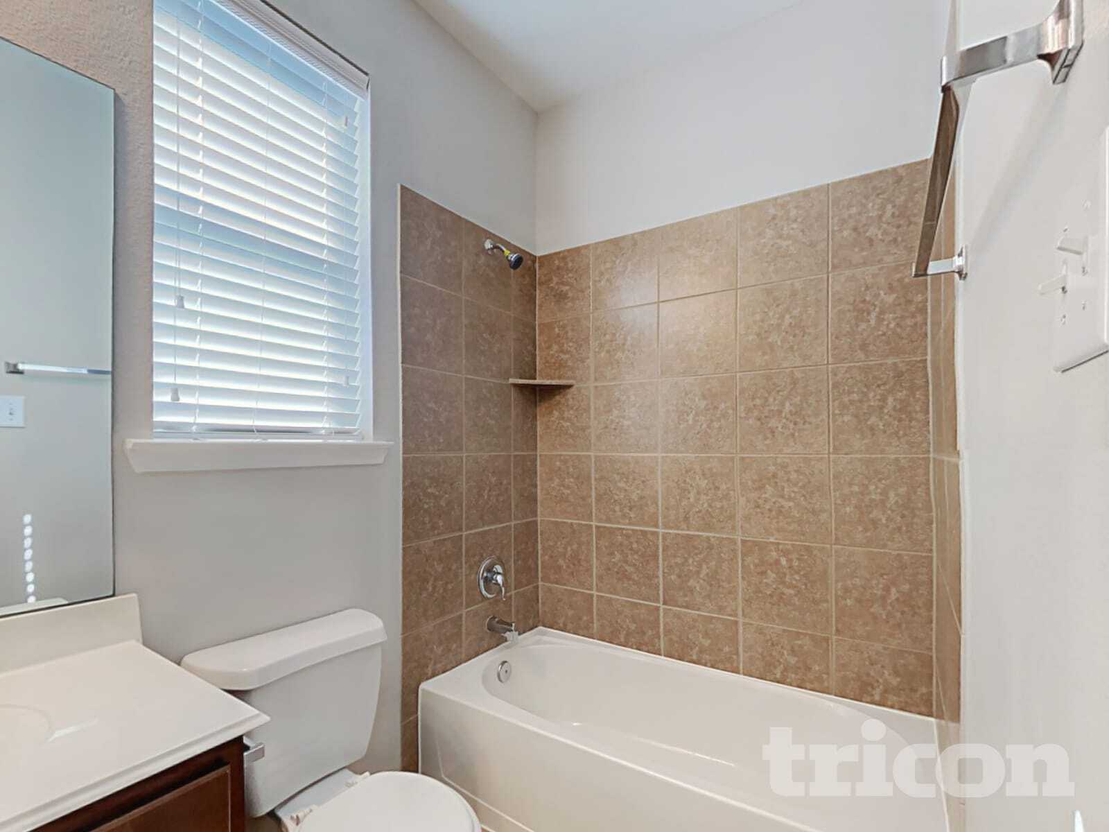 Building Photo - 410 Heatherton Hill Dr