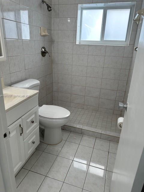 Building Photo - 312 SW 76th Ct