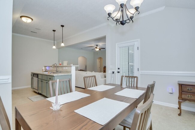 Building Photo - Beautiful Ranch in Grovetown