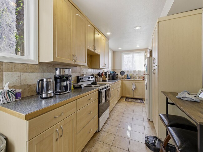 Building Photo - Remington518 (CW-KS)